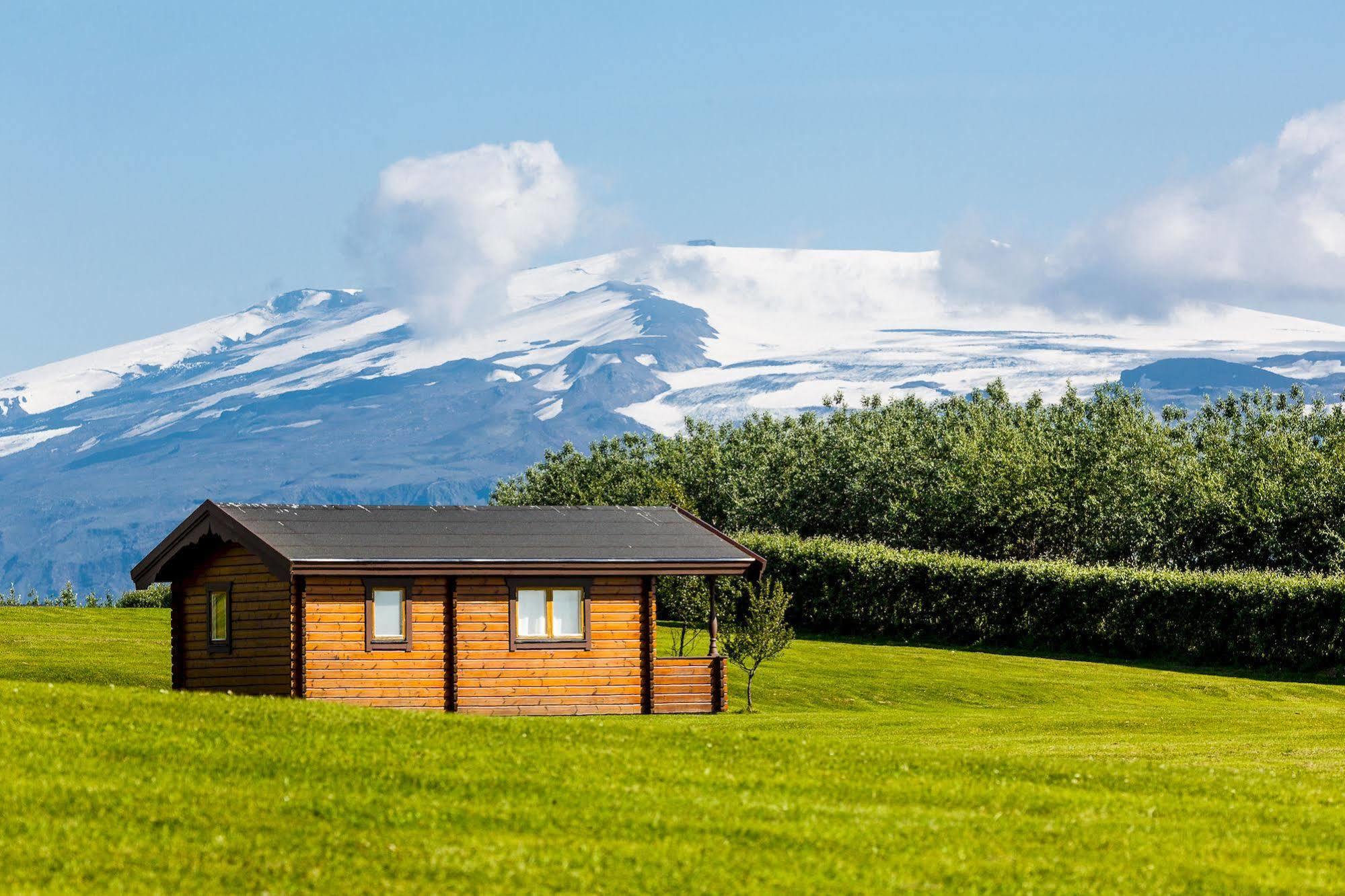Hellisholar Cottages Hvolsvöllur Buitenkant foto